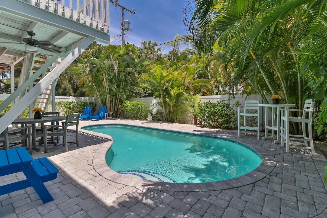 ANNA MARIA BEACH - Residential