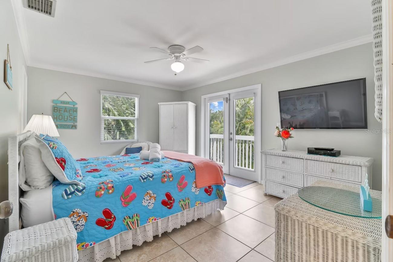 ANNA MARIA BEACH - Residential