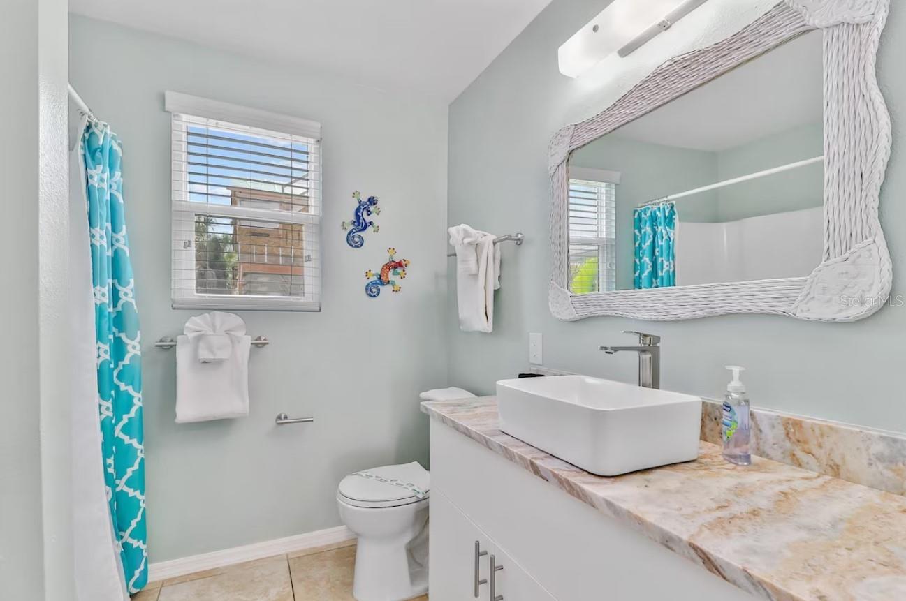 ANNA MARIA BEACH - Residential