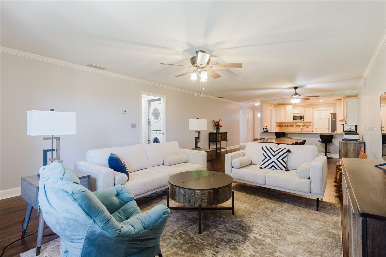 CASA DEL LAGO CONDO - Residential