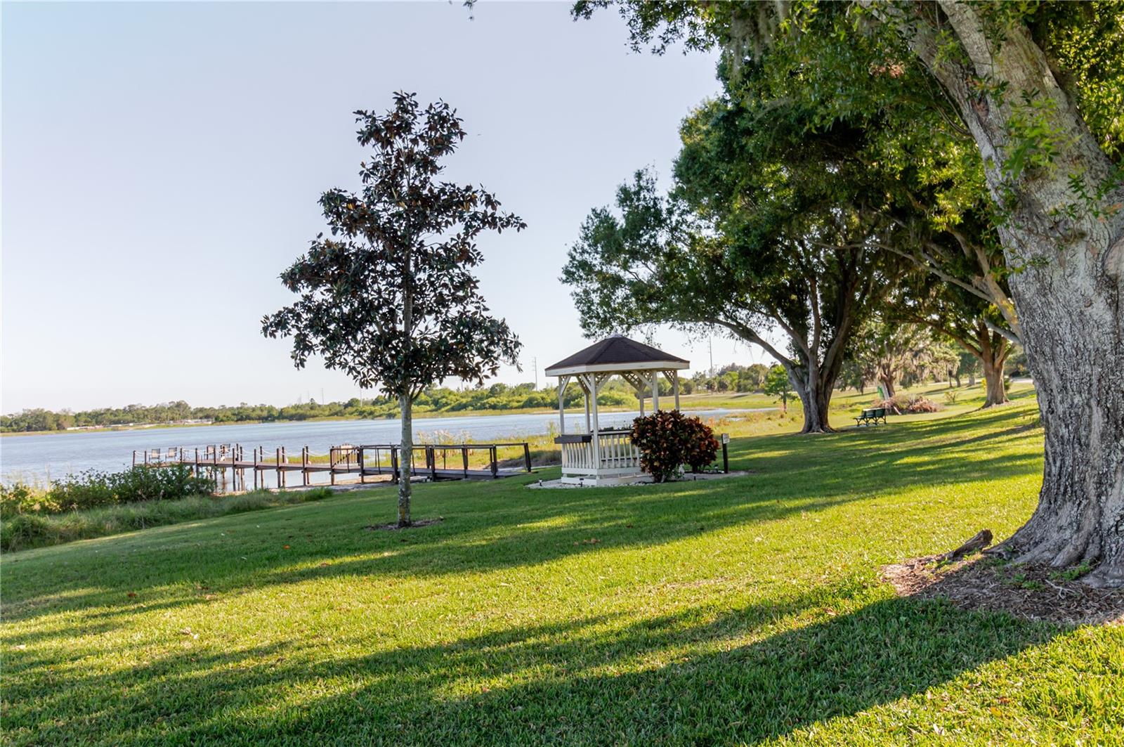 CASA DEL LAGO CONDO - Residential