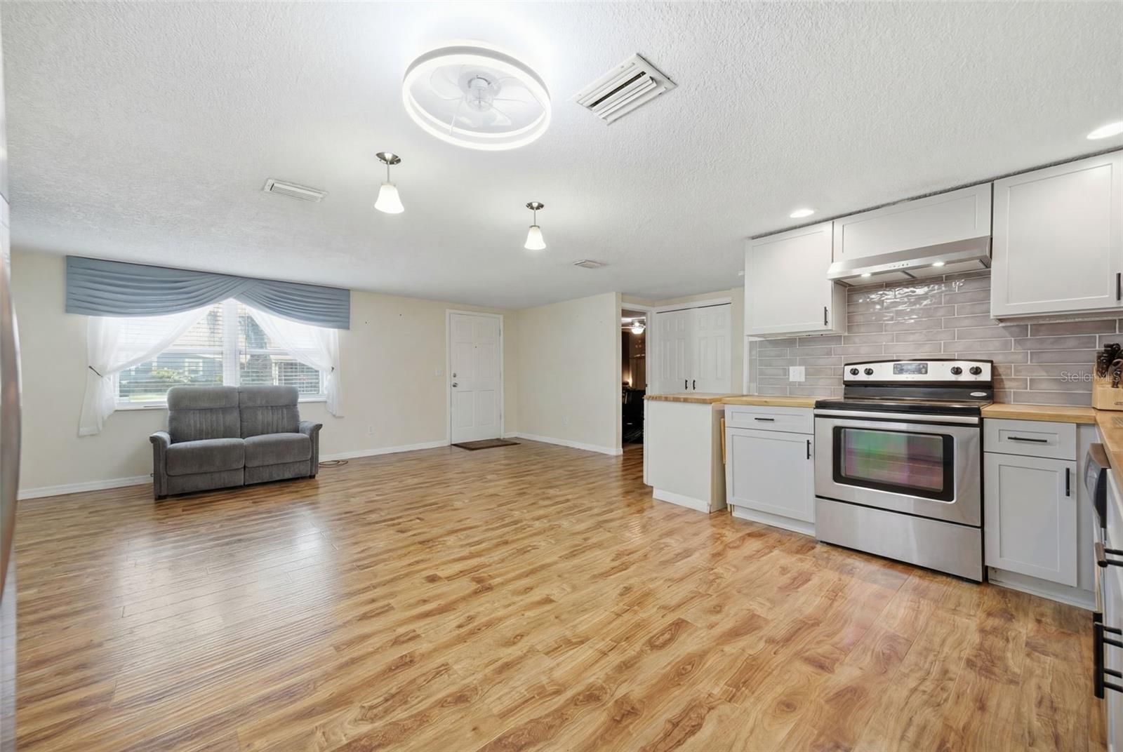 FOREST HILLS - Residential