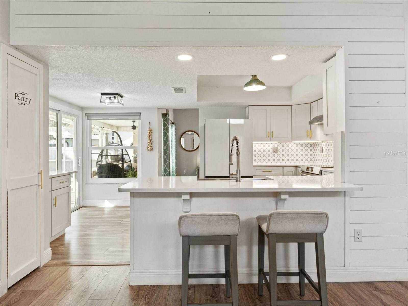 BERKELEY MANOR - Residential