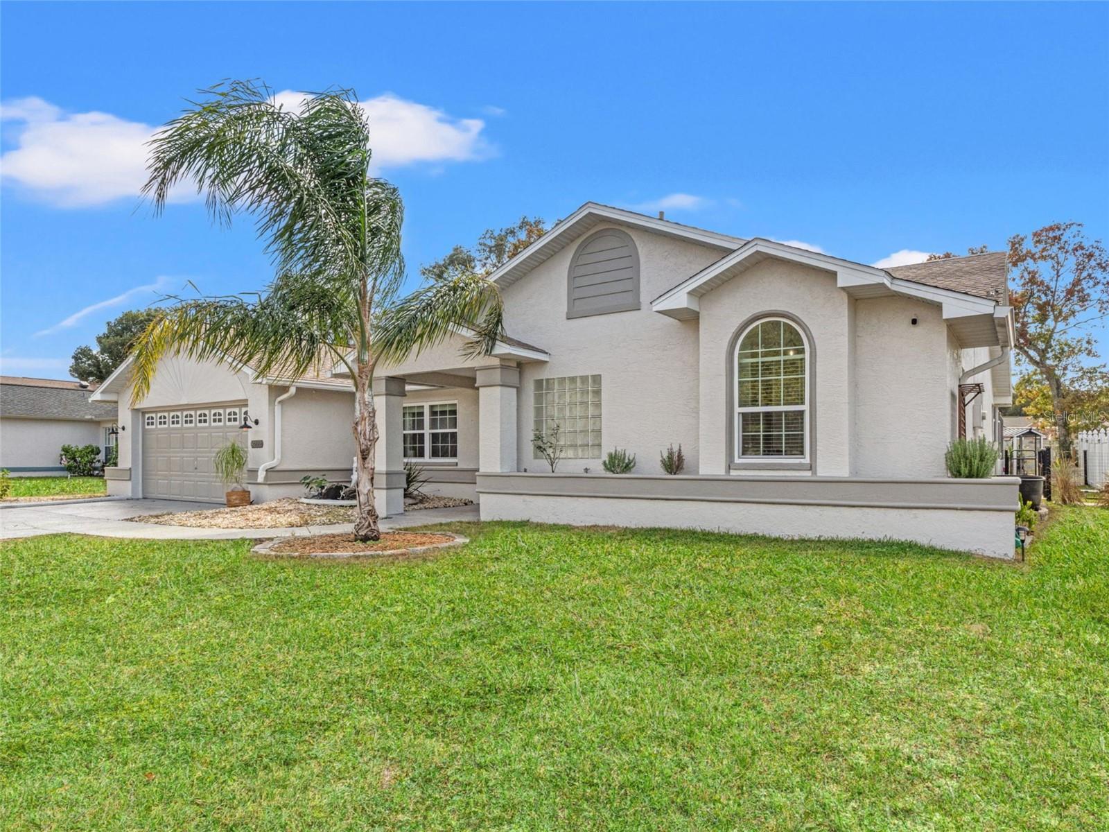 BERKELEY MANOR - Residential