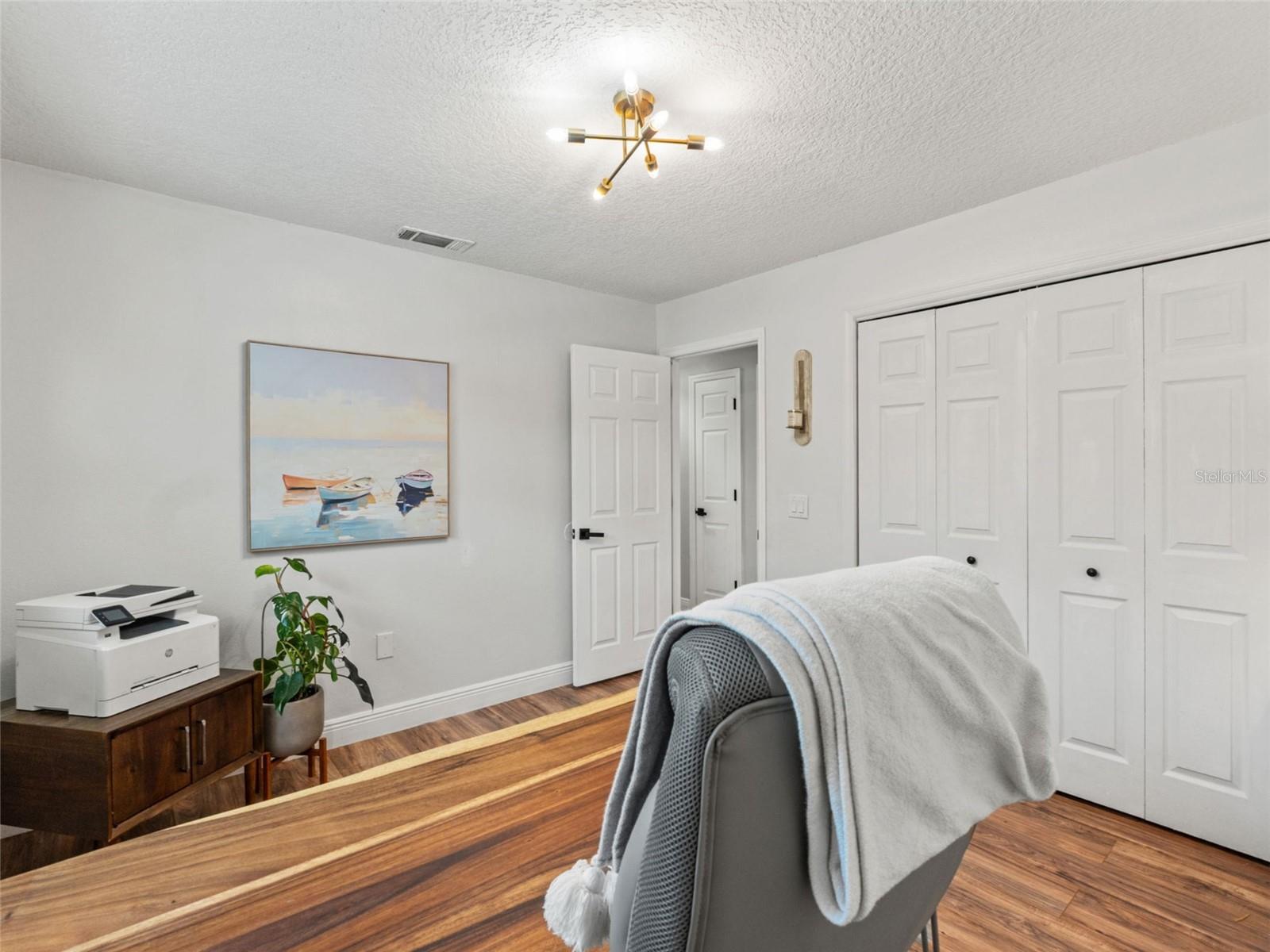 BERKELEY MANOR - Residential