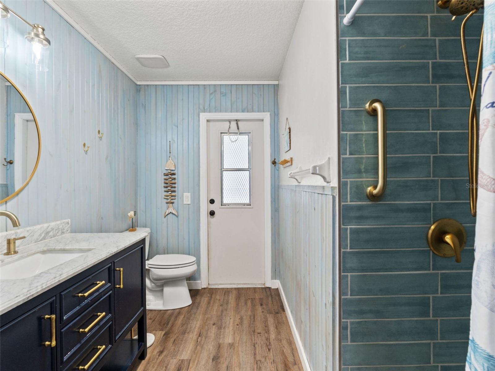 BERKELEY MANOR - Residential