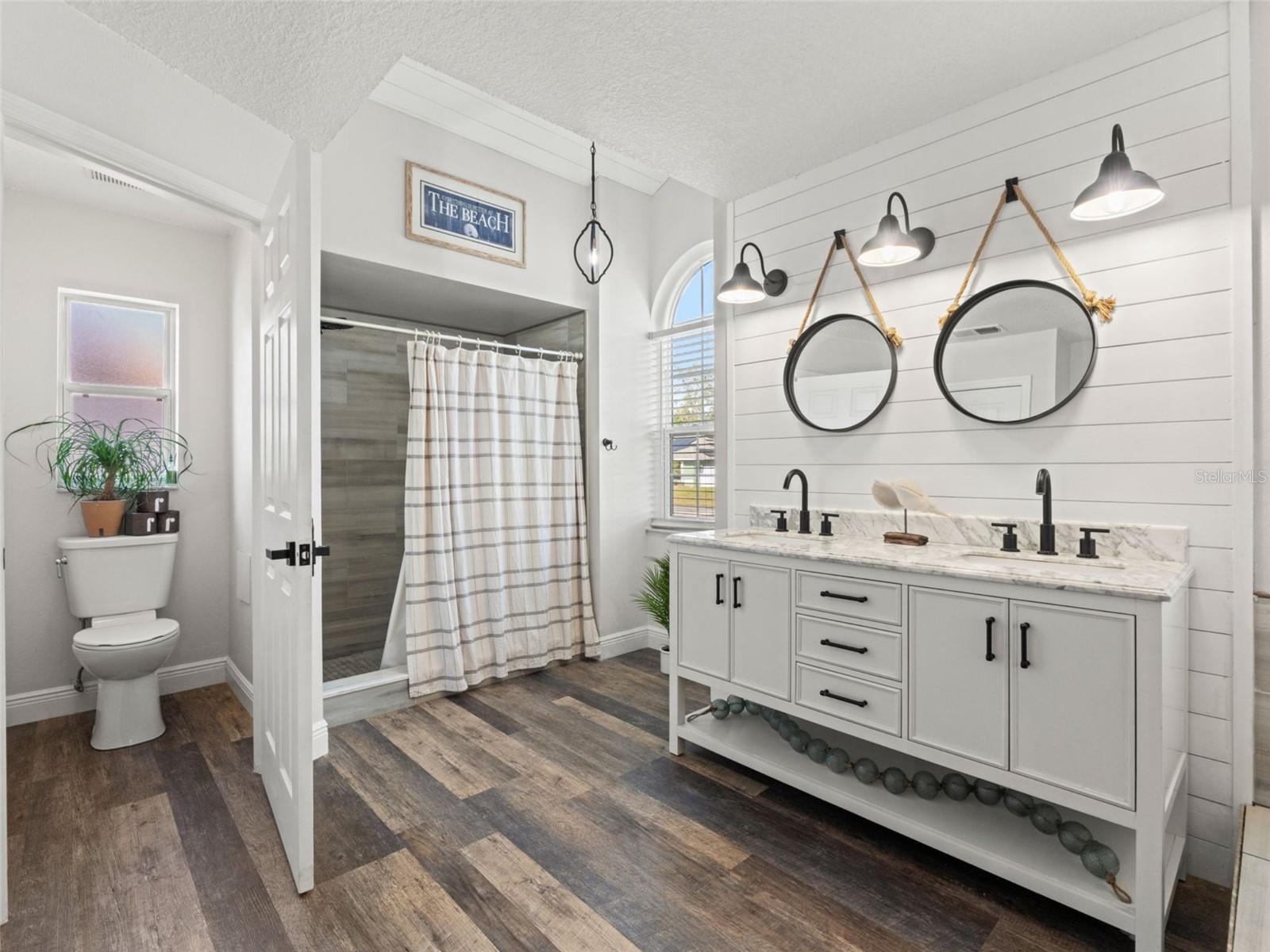 BERKELEY MANOR - Residential