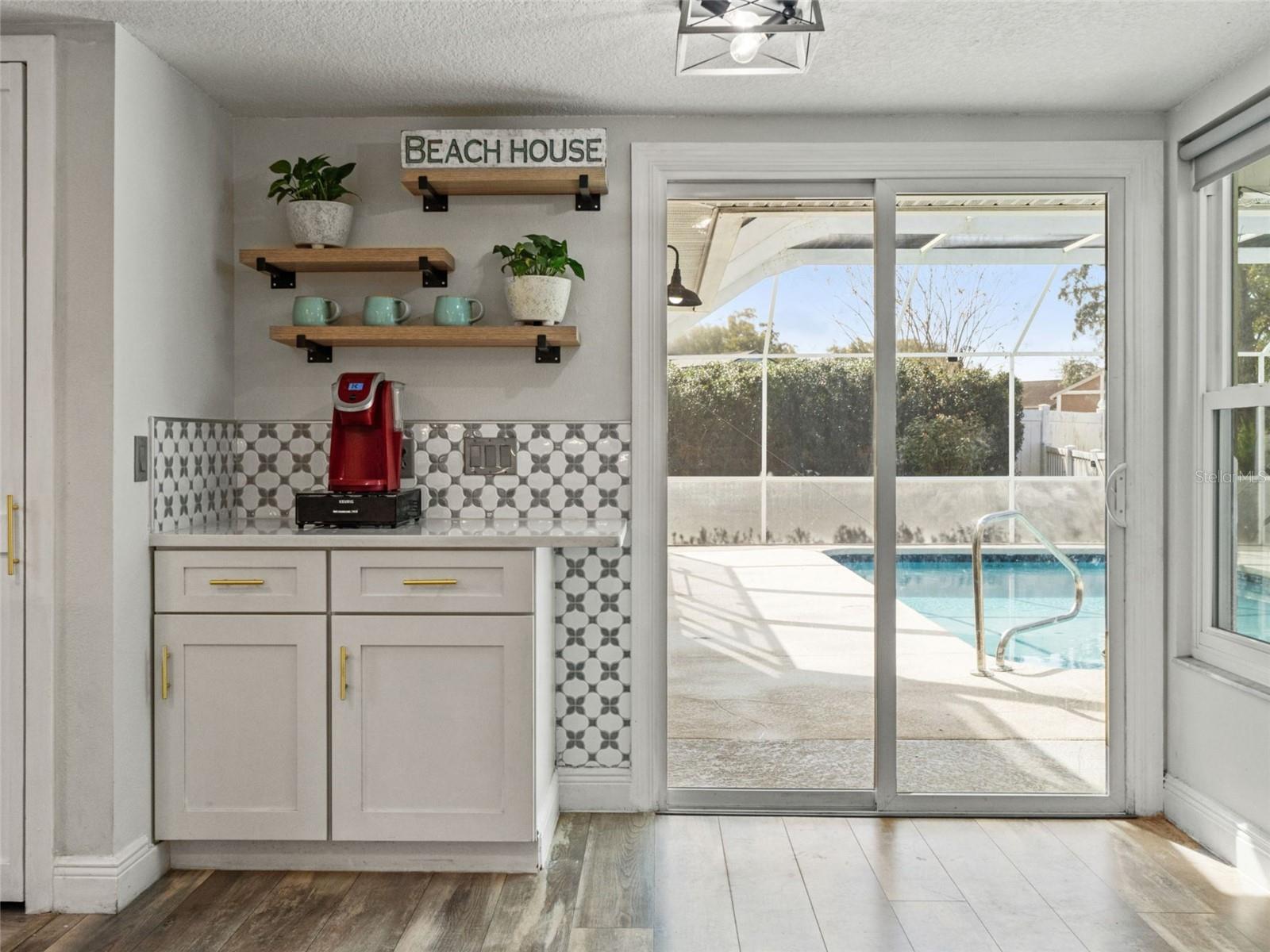 BERKELEY MANOR - Residential