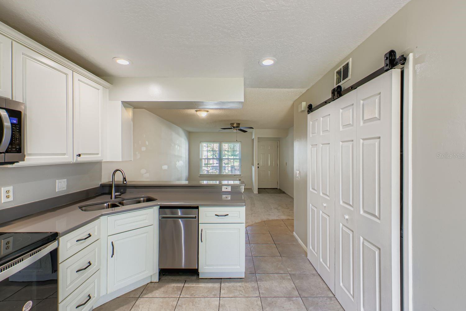 MANORS BRYN MAWR CONDO PH 17 - Residential