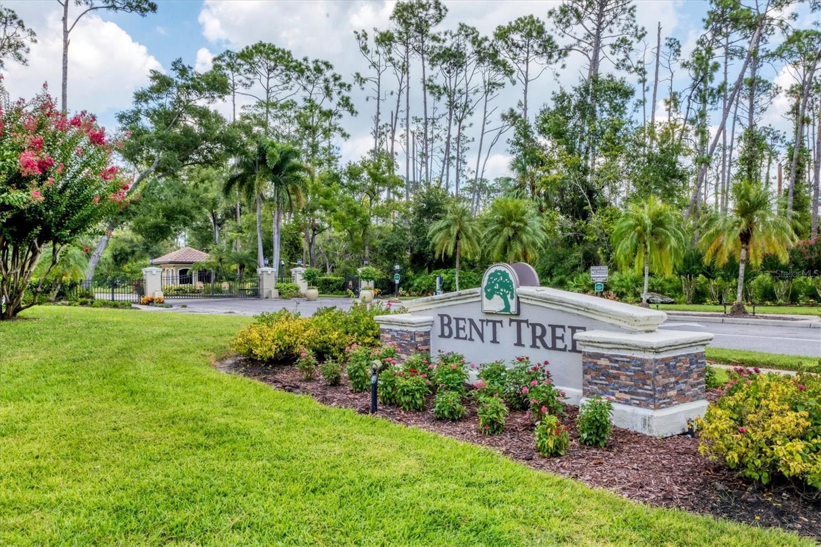 HAMMOCKS II - Residential