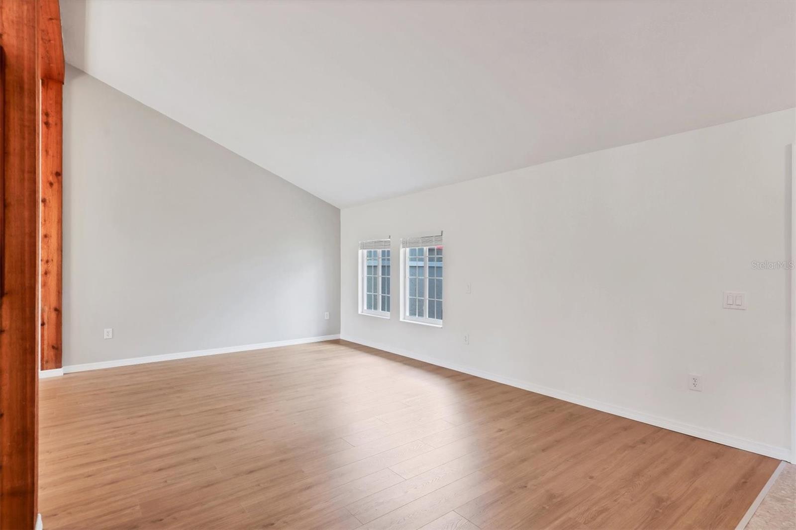 HAMMOCKS II - Residential