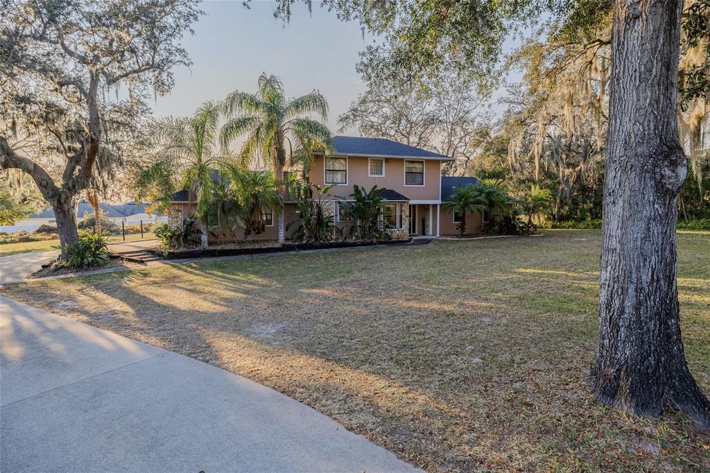 Photo of 821 Highpoint Drive, Port Orange, FL 32127 (MLS # NS1088143)