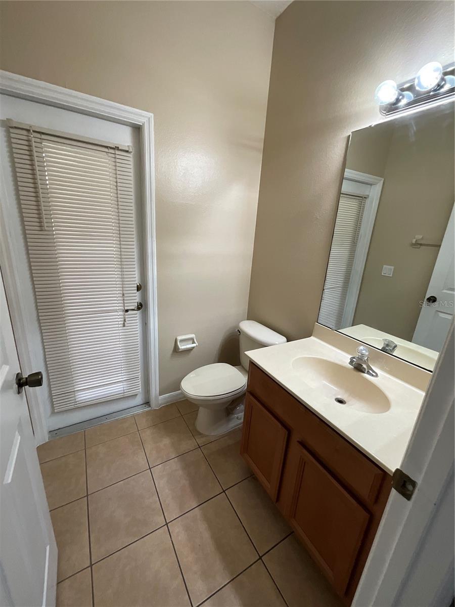 BRIGHTON LAKES PH 1 PARCELS A & G - Residential Lease