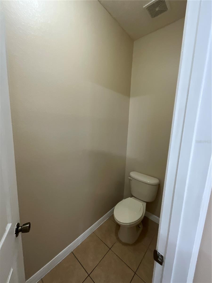 BRIGHTON LAKES PH 1 PARCELS A & G - Residential Lease