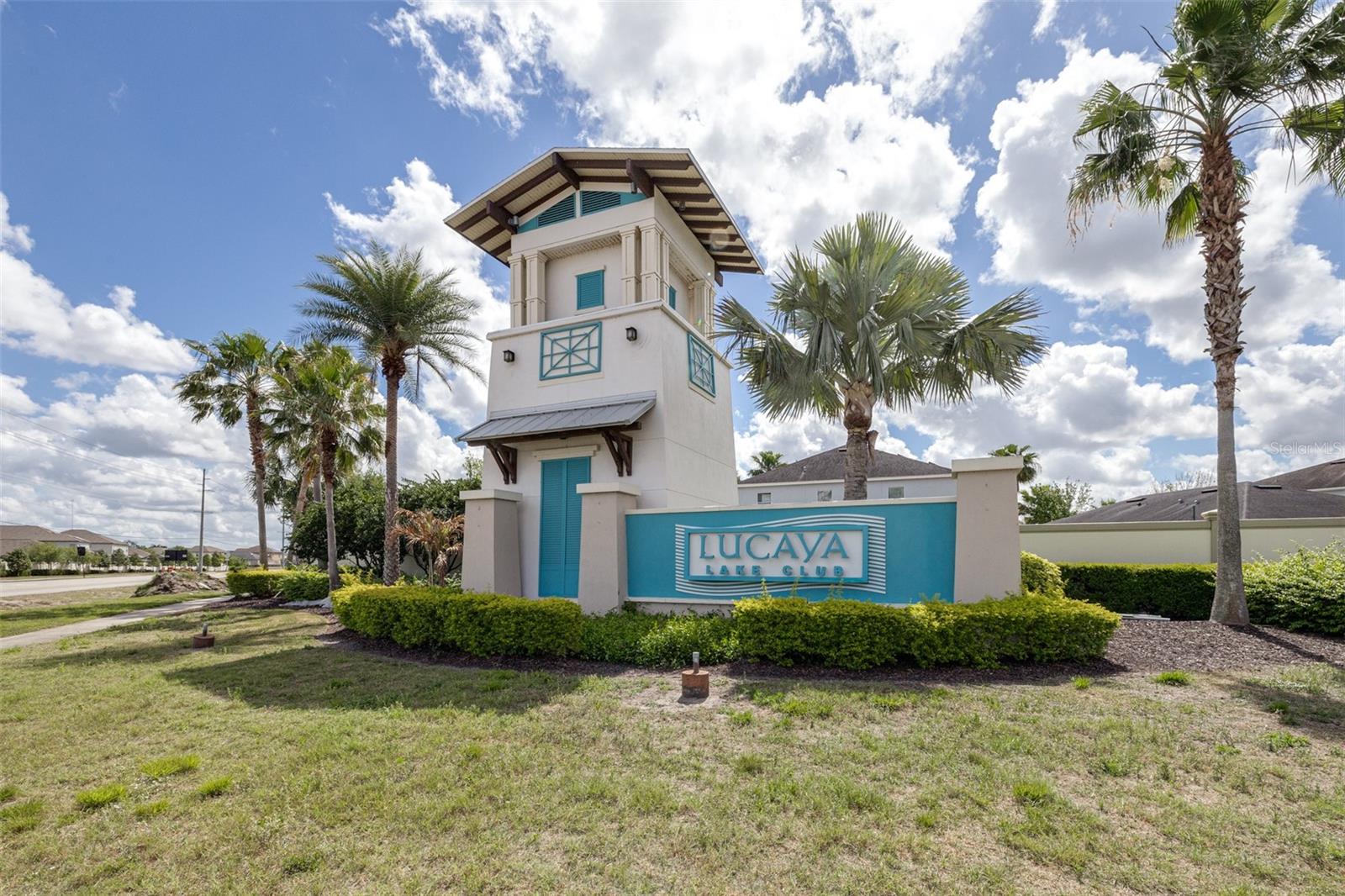 LUCAYA LAKE CLUB PH 2D - Residential