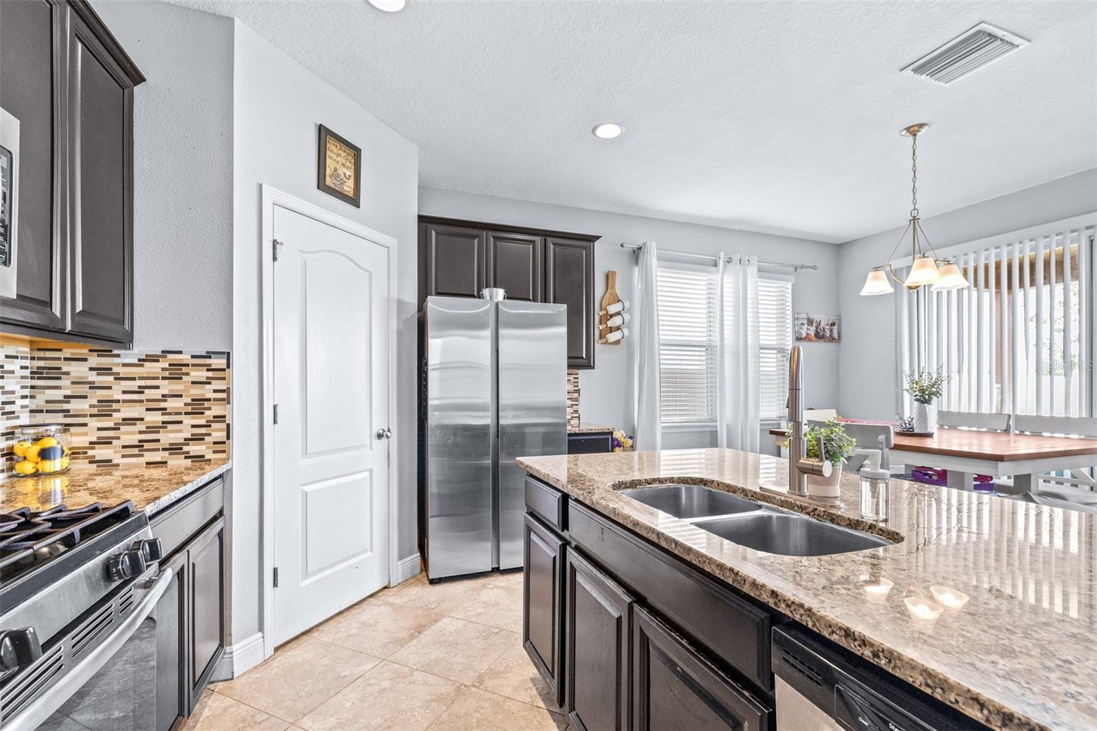 LUCAYA LAKE CLUB PH 2D - Residential