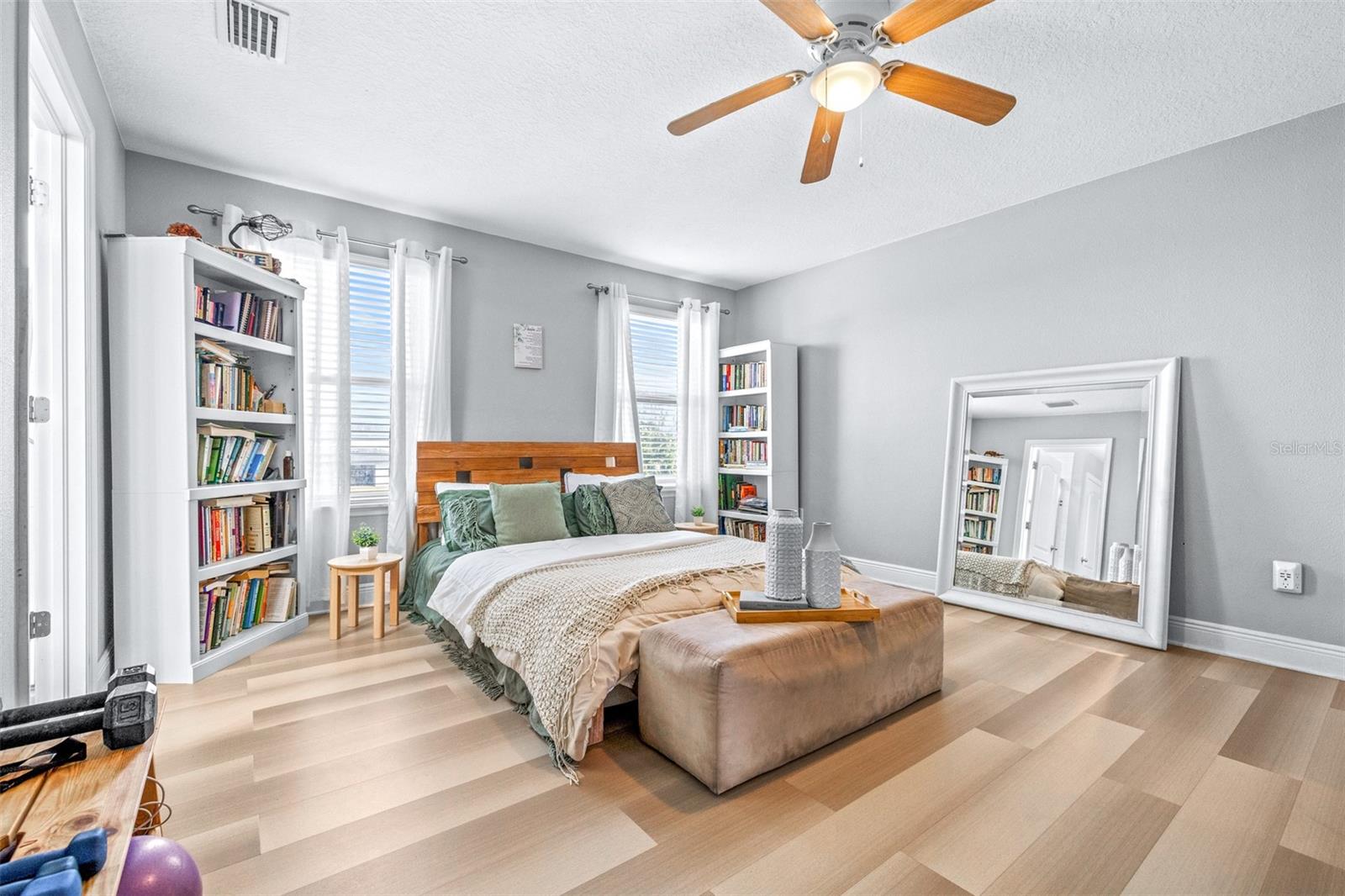 LUCAYA LAKE CLUB PH 2D - Residential