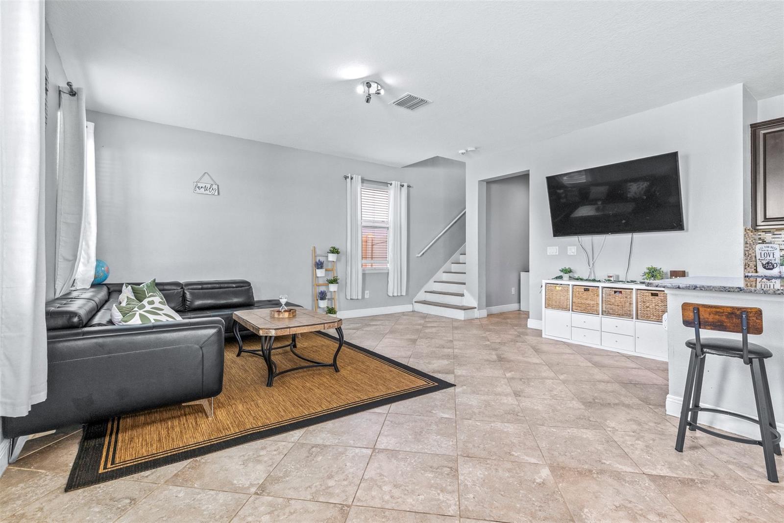 LUCAYA LAKE CLUB PH 2D - Residential