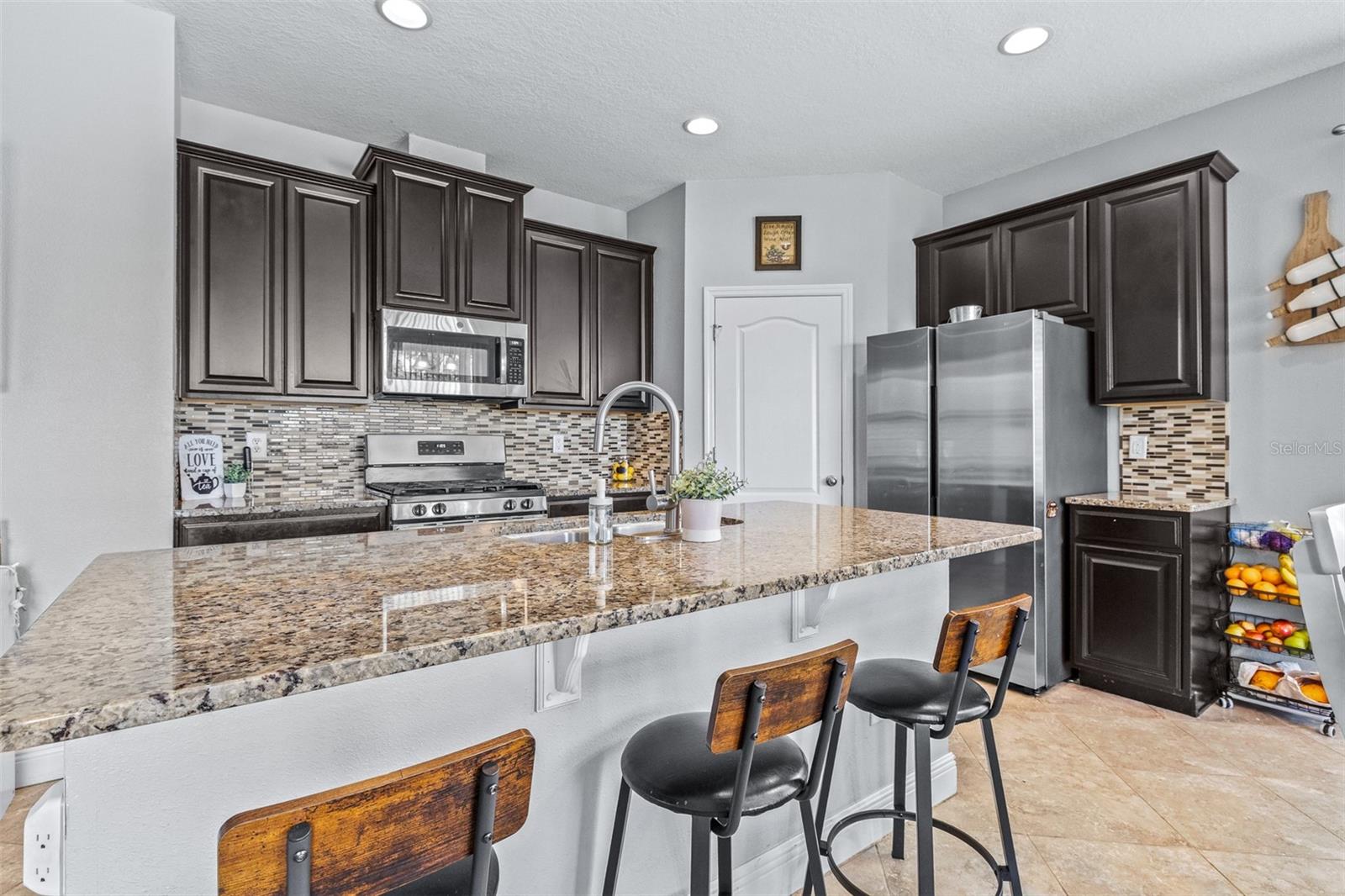 LUCAYA LAKE CLUB PH 2D - Residential