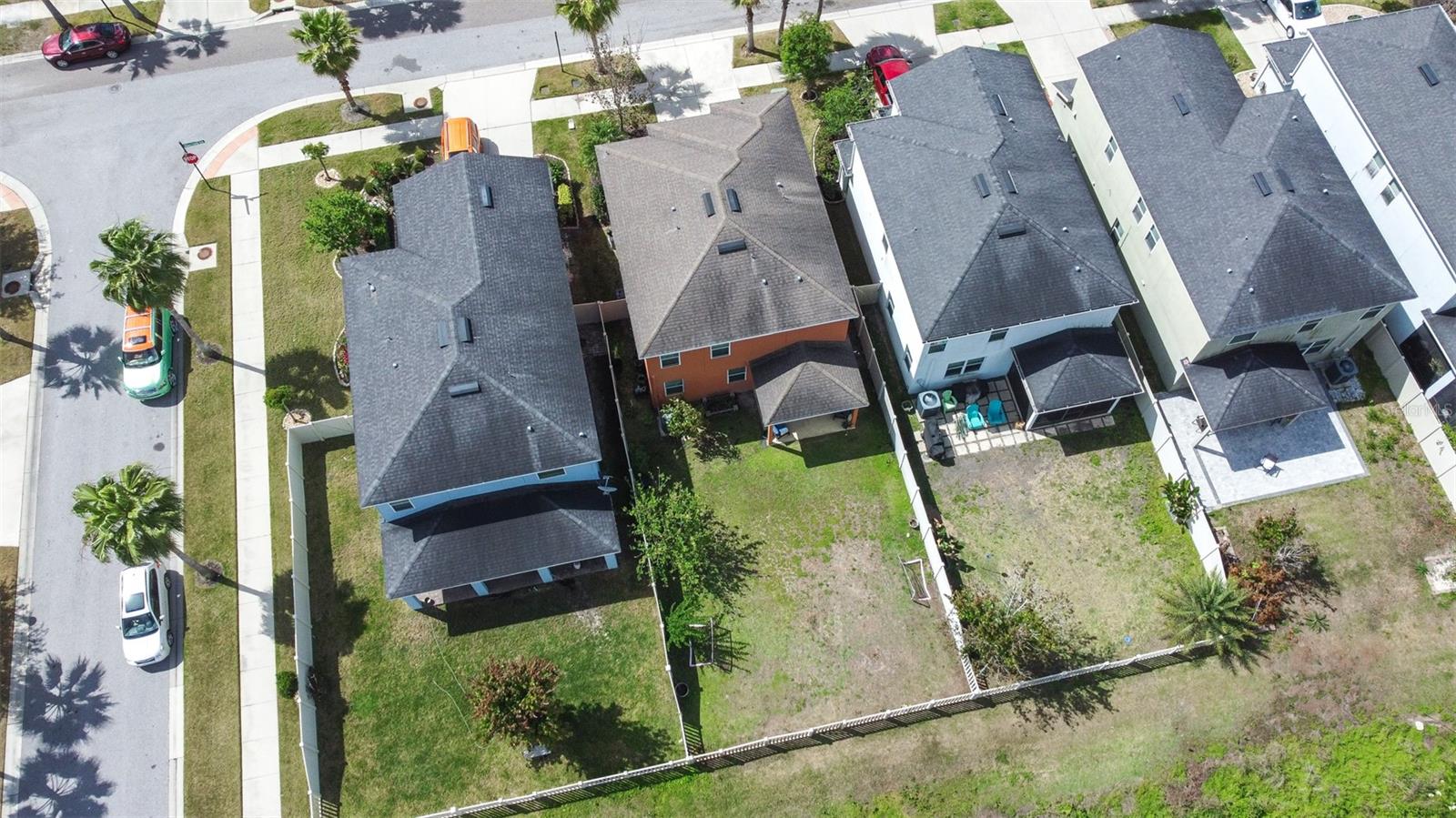 LUCAYA LAKE CLUB PH 2D - Residential