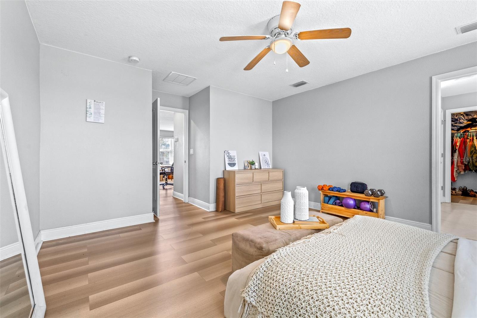 LUCAYA LAKE CLUB PH 2D - Residential