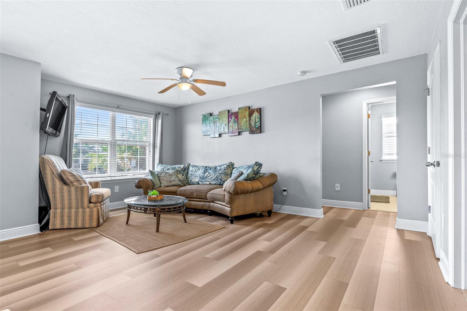 LUCAYA LAKE CLUB PH 2D - Residential