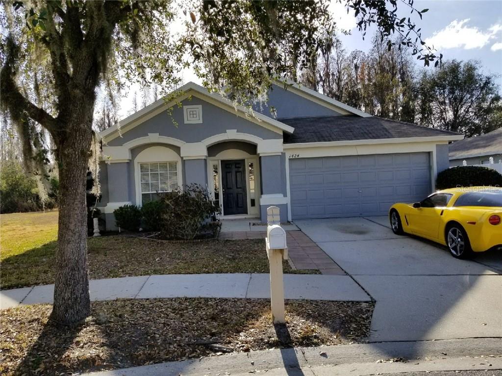 MEADOW POINTE PRCL 18 - Residential Lease