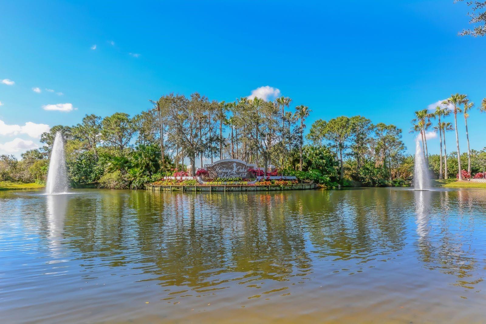 HERITAGE OAKS GOLF & COUNTRY CLUB - Residential