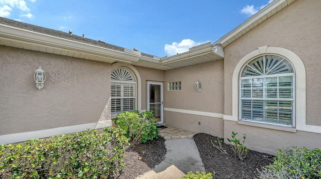Photo of 5126 Blue Ash Avenue, Sarasota, FL 34241 (MLS # A4687578)