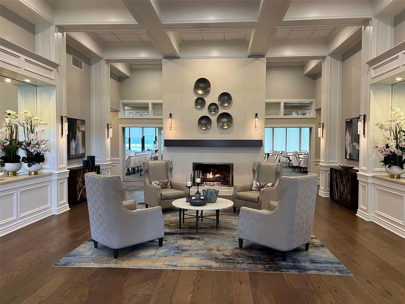 HERITAGE OAKS GOLF & COUNTRY CLUB - Residential