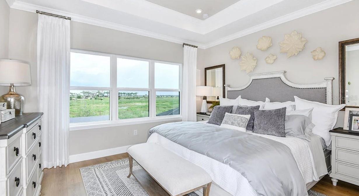 LOCHSIDE - Residential