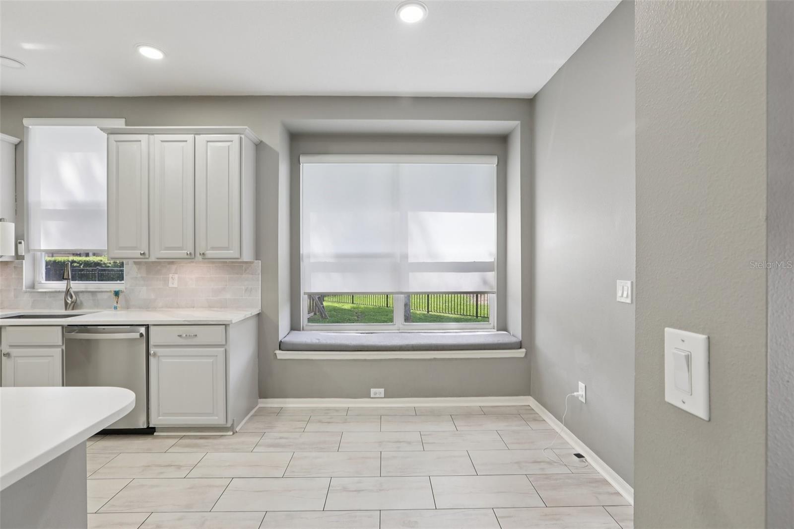 LAKES/SABLE RDG PH I - Residential