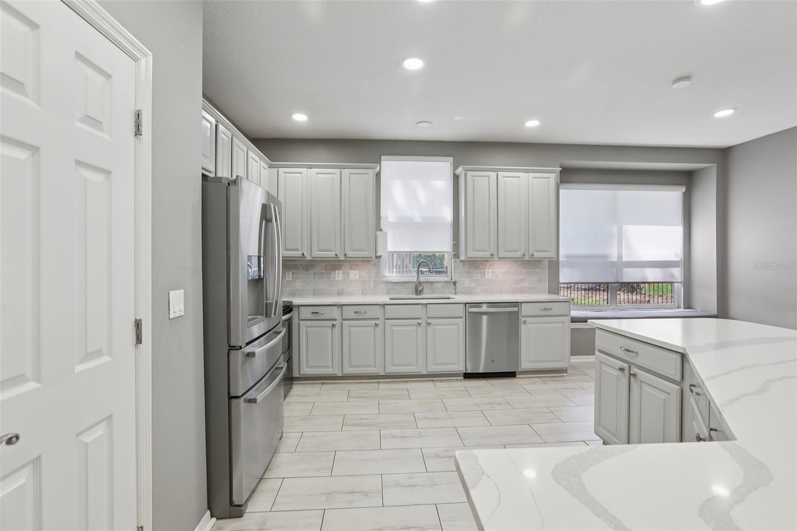 LAKES/SABLE RDG PH I - Residential