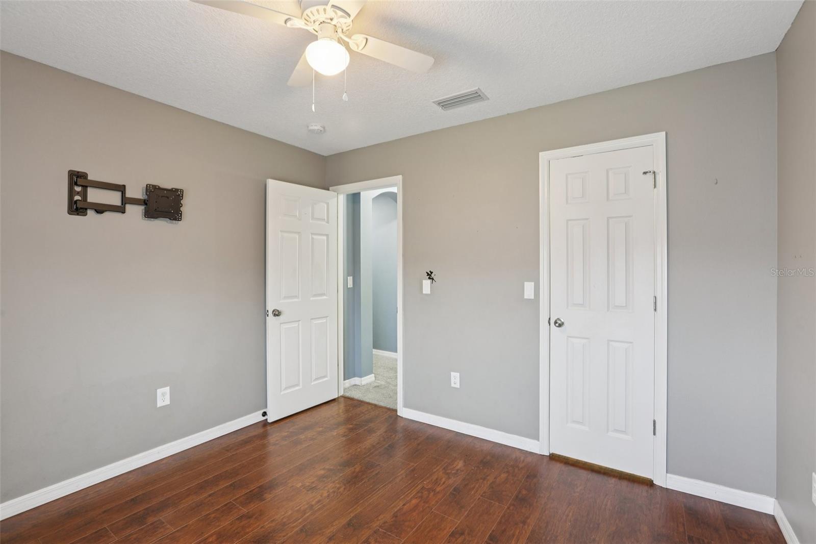 LAKES/SABLE RDG PH I - Residential