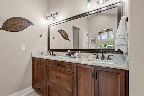 Tiny photo for 1002 Loves Point Drive, Leesburg, FL 34748 (MLS # O6433733)