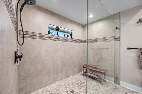 Tiny photo for 1002 Loves Point Drive, Leesburg, FL 34748 (MLS # O6433733)