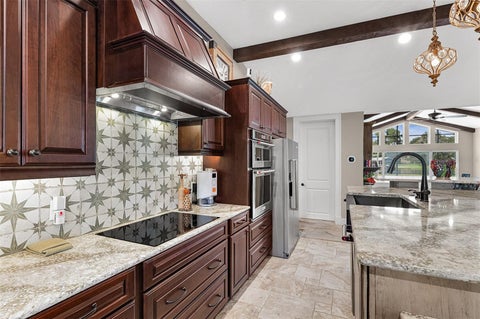 Tiny photo for 1002 Loves Point Drive, Leesburg, FL 34748 (MLS # O6433733)
