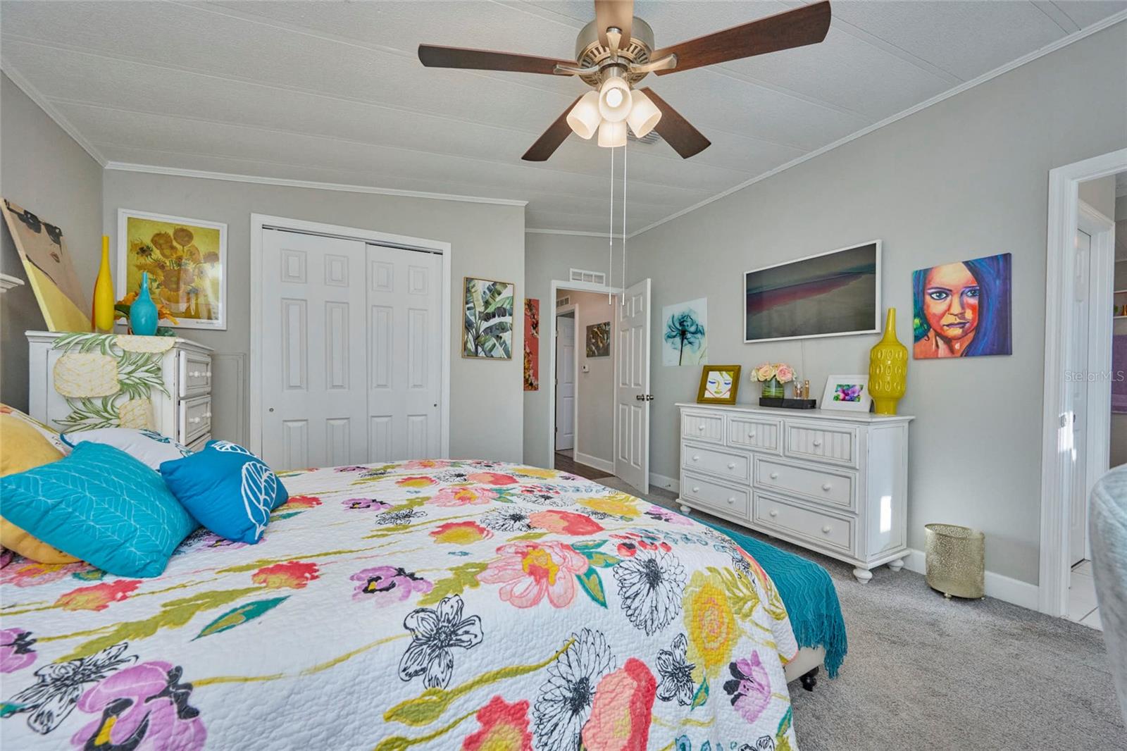 VILLAGE UNIT 03 LAKELAND - Residential