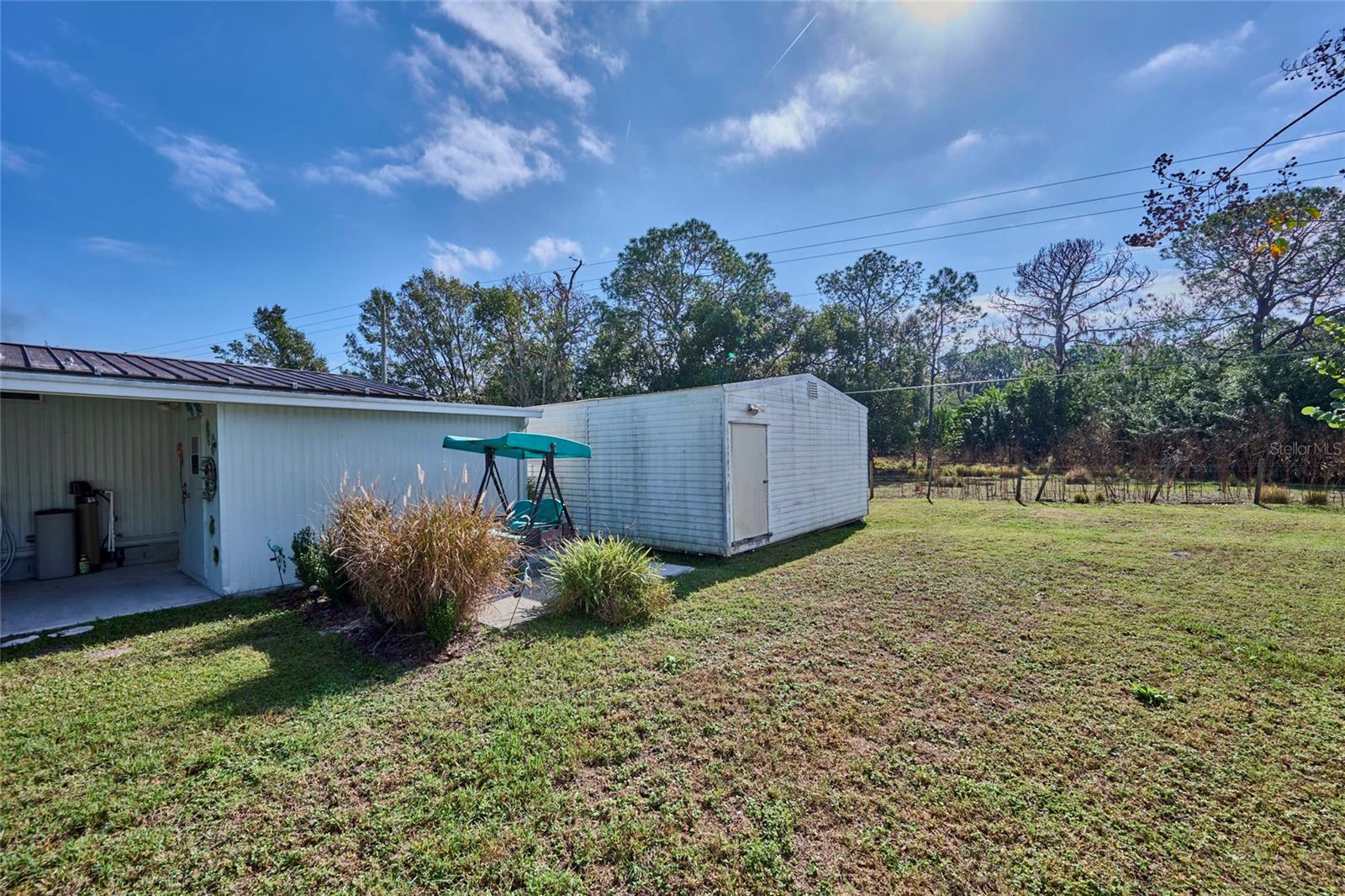 VILLAGE UNIT 03 LAKELAND - Residential