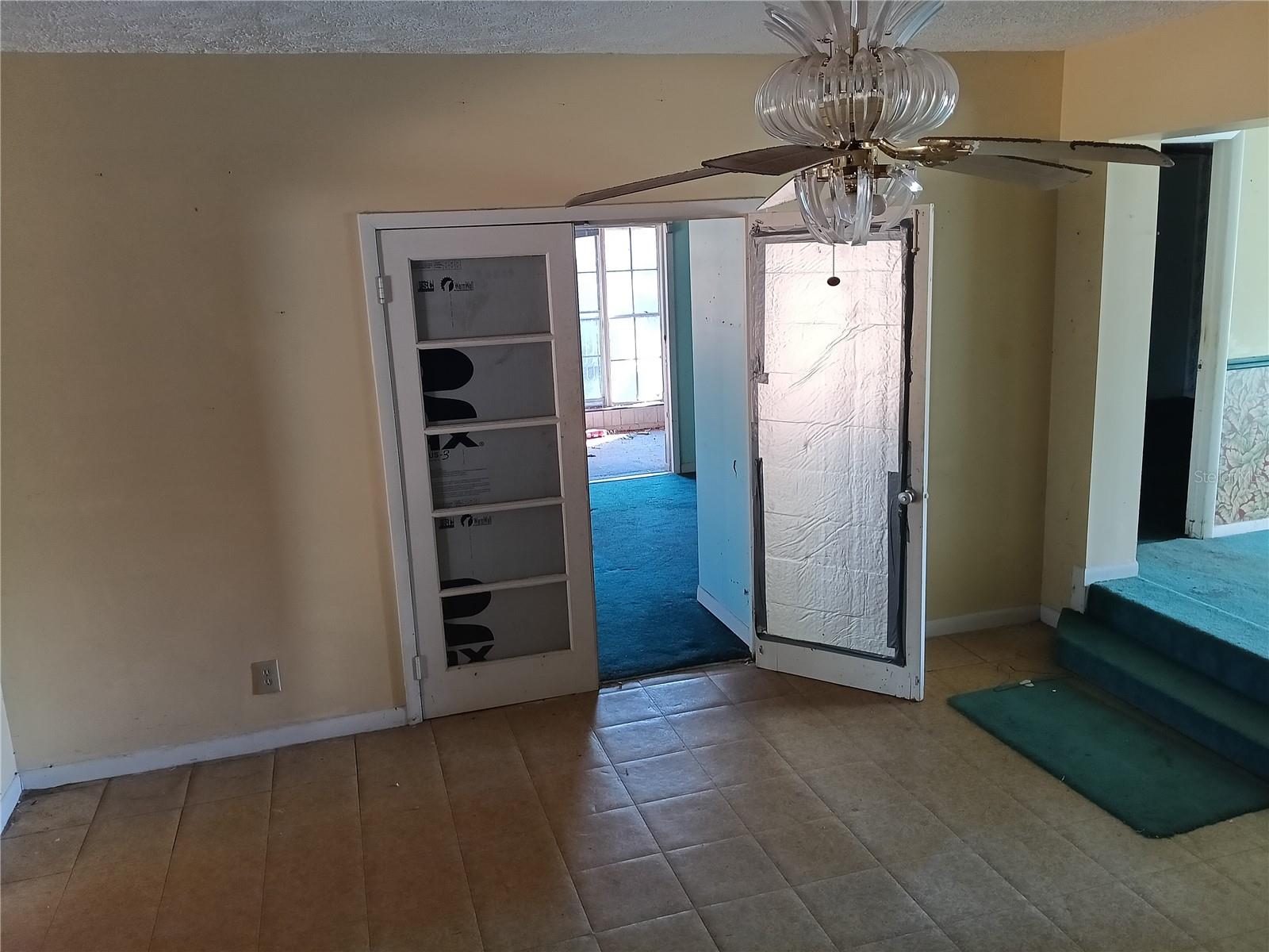 STERLING HEIGHTS - Residential