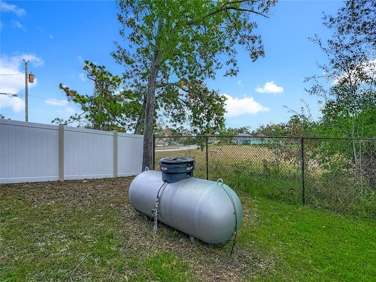 SPRING HILL - Residential