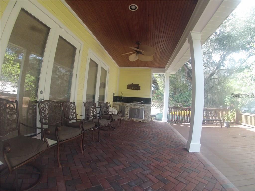 TEMPLE TERRACE ESTATES - Residential Lease