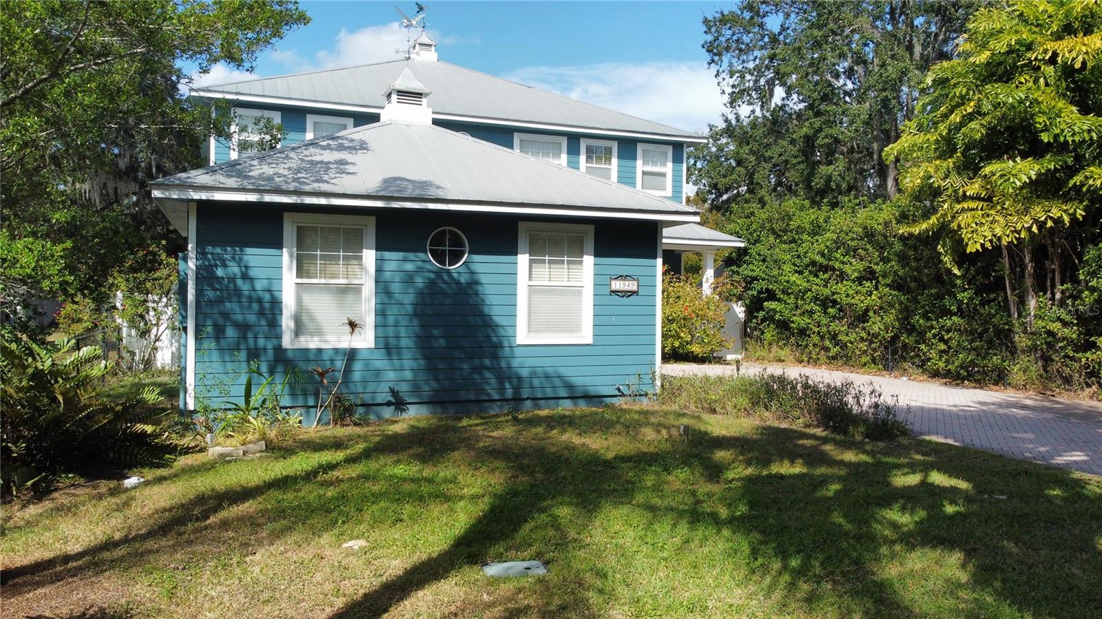 TEMPLE TERRACE ESTATES - Residential Lease