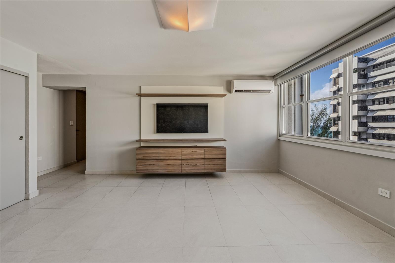 ASHFORD PARK CONDOMINIUM - Residential