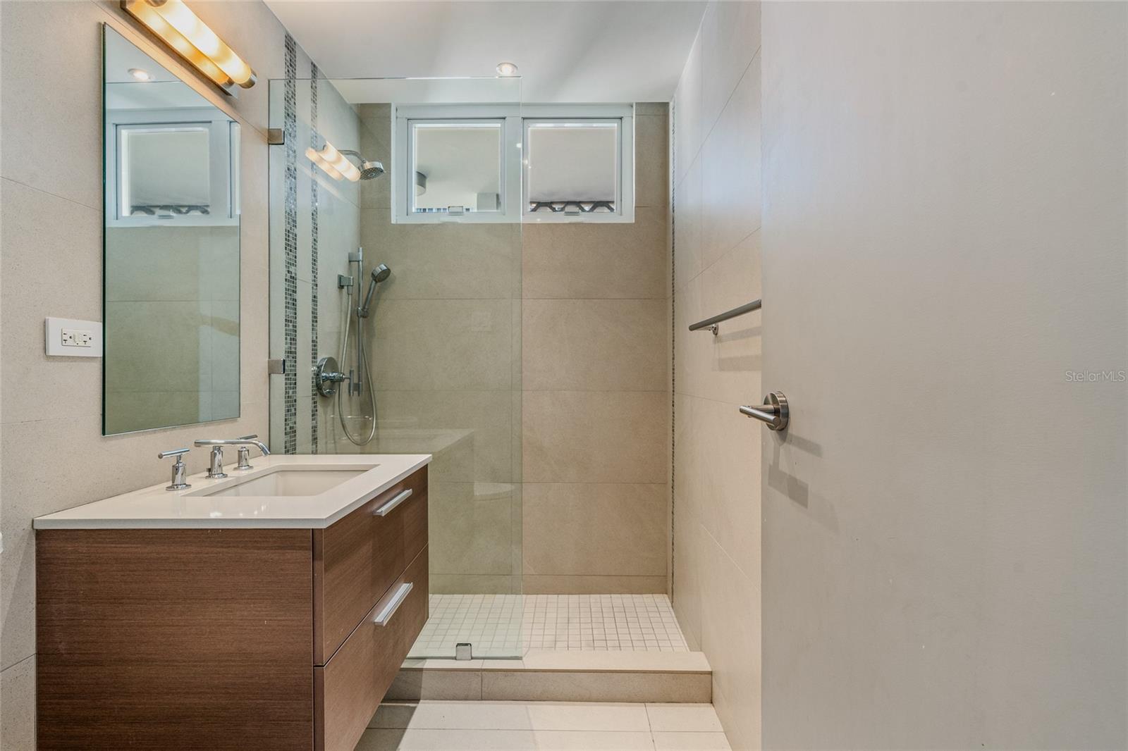 ASHFORD PARK CONDOMINIUM - Residential