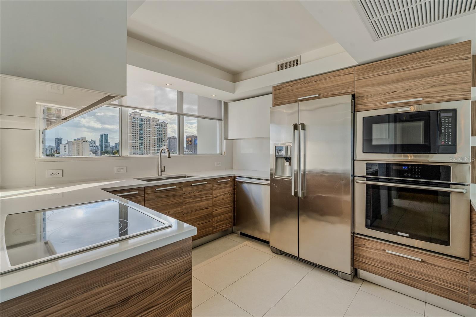 ASHFORD PARK CONDOMINIUM - Residential