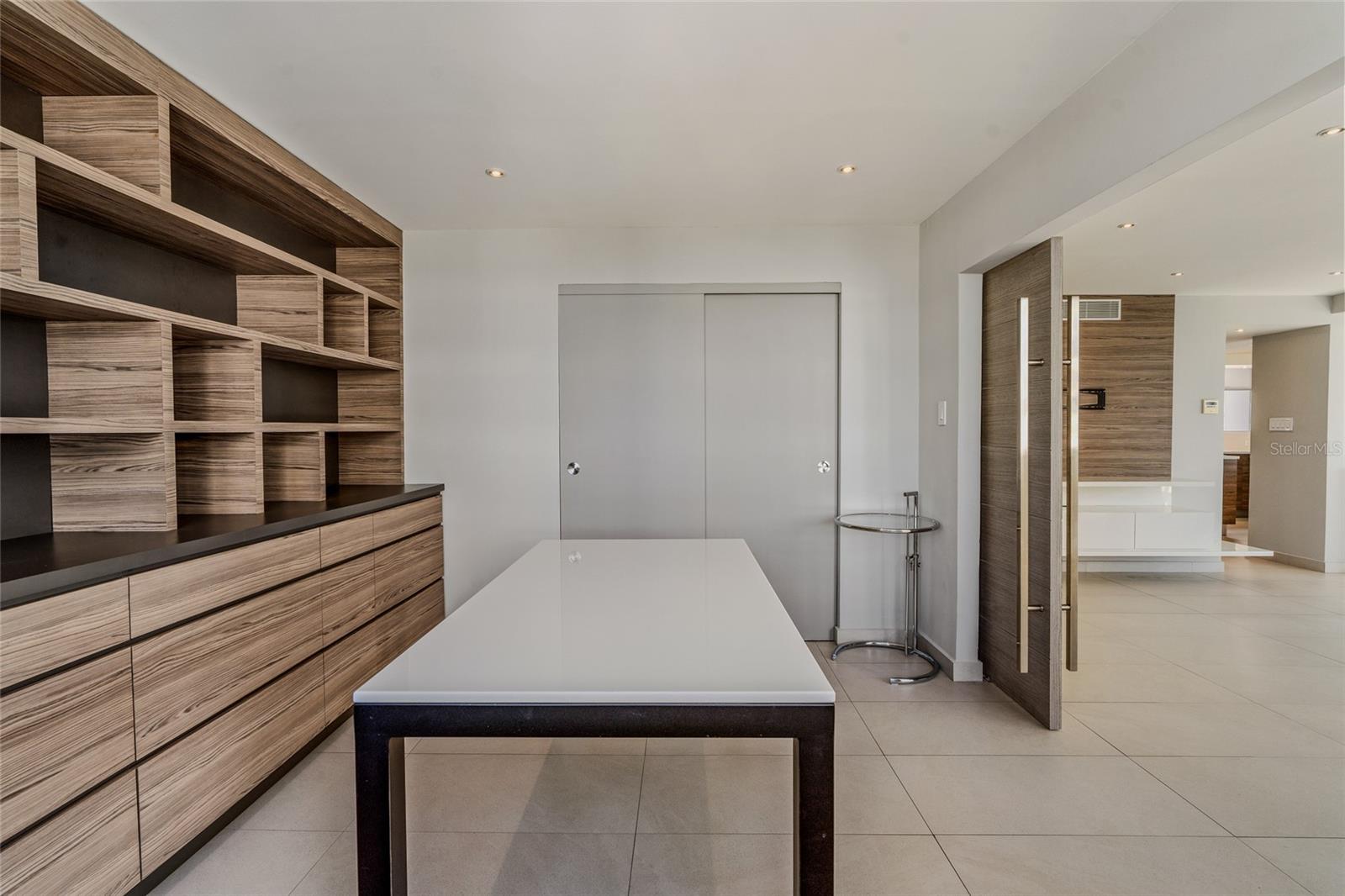 ASHFORD PARK CONDOMINIUM - Residential