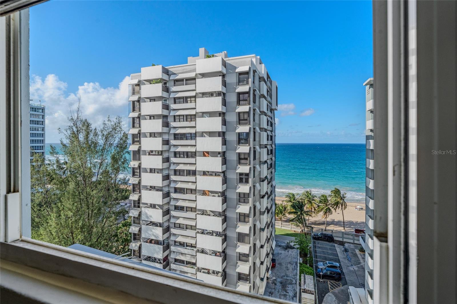 ASHFORD PARK CONDOMINIUM - Residential