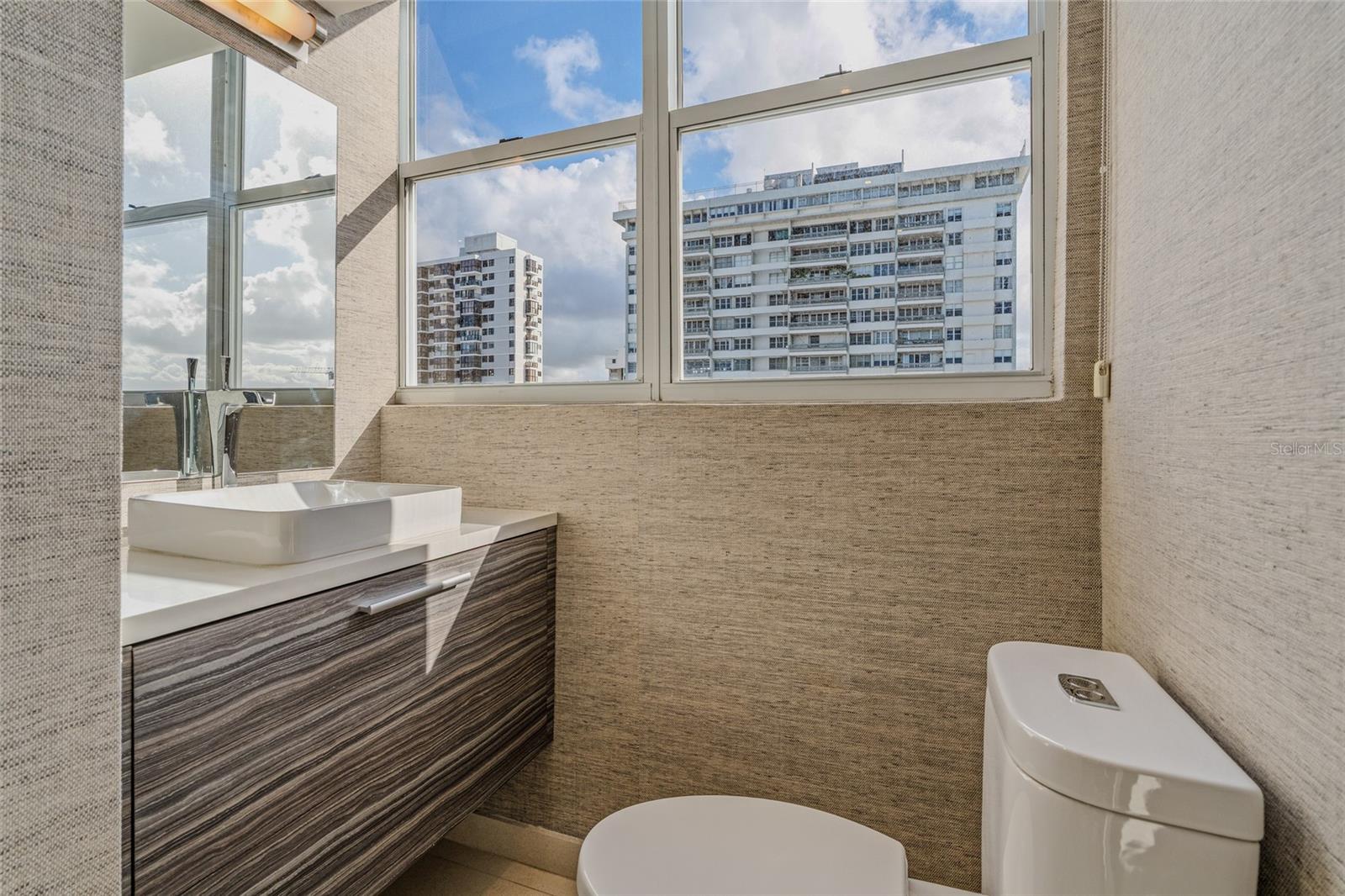 ASHFORD PARK CONDOMINIUM - Residential