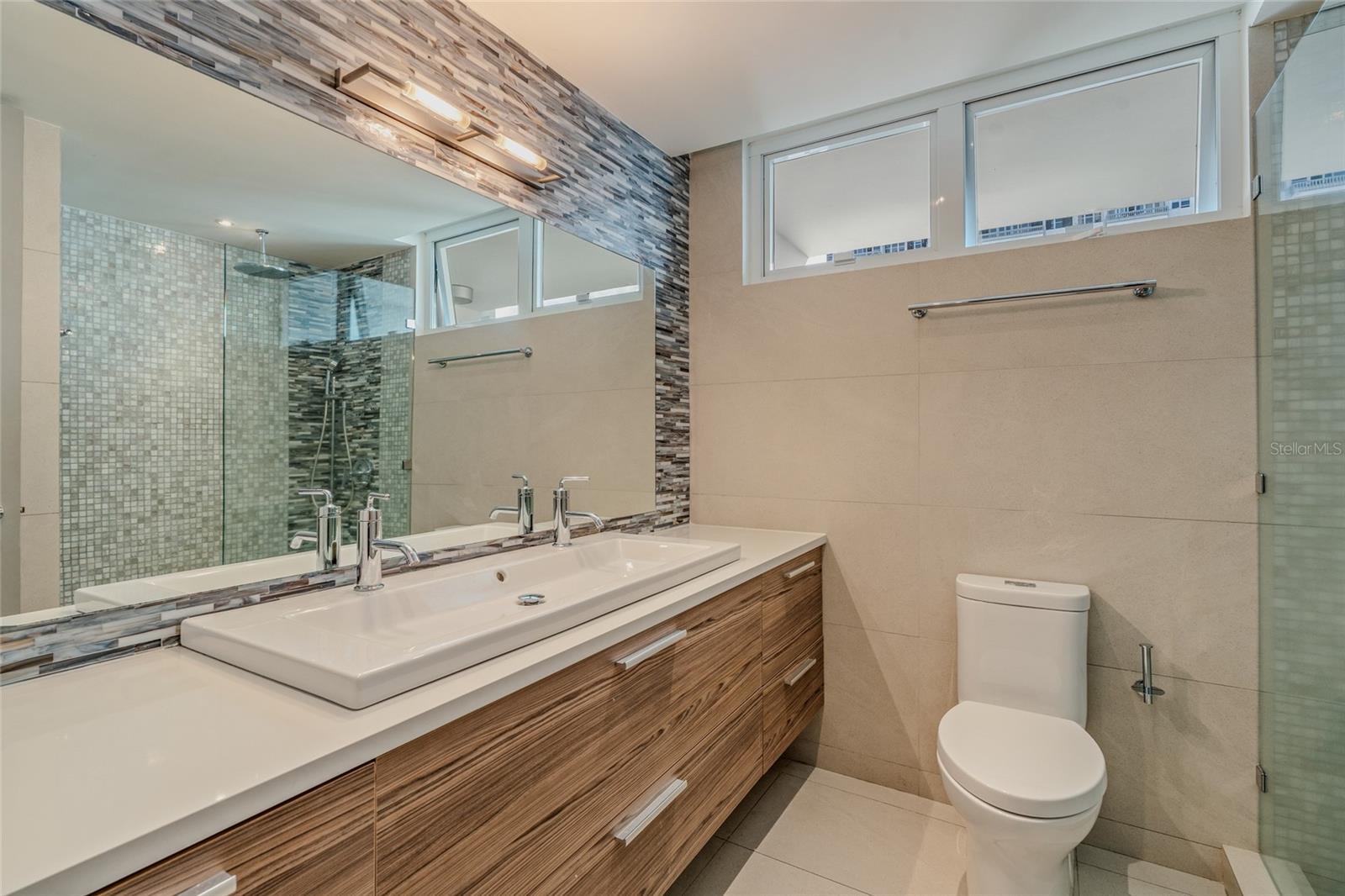 ASHFORD PARK CONDOMINIUM - Residential